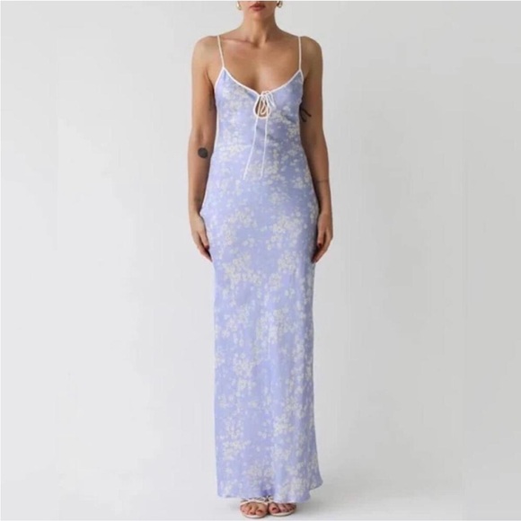 NWT Rumored Daytona Maxi Dress in Baby's Breath Print - Picture 14 of 15